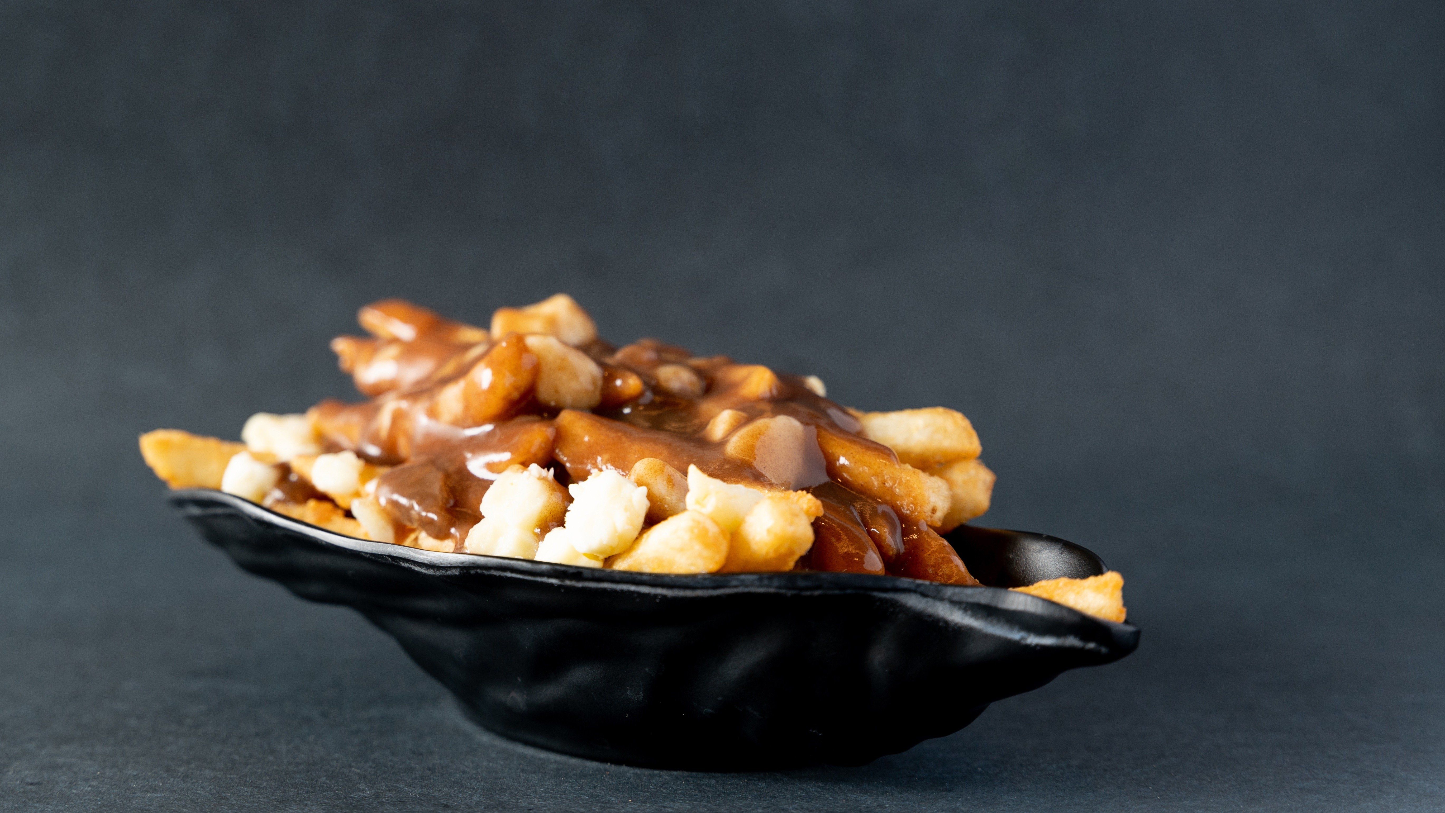 Gazebo Burgers and Grill Restaurant in Mississauga, Toronto