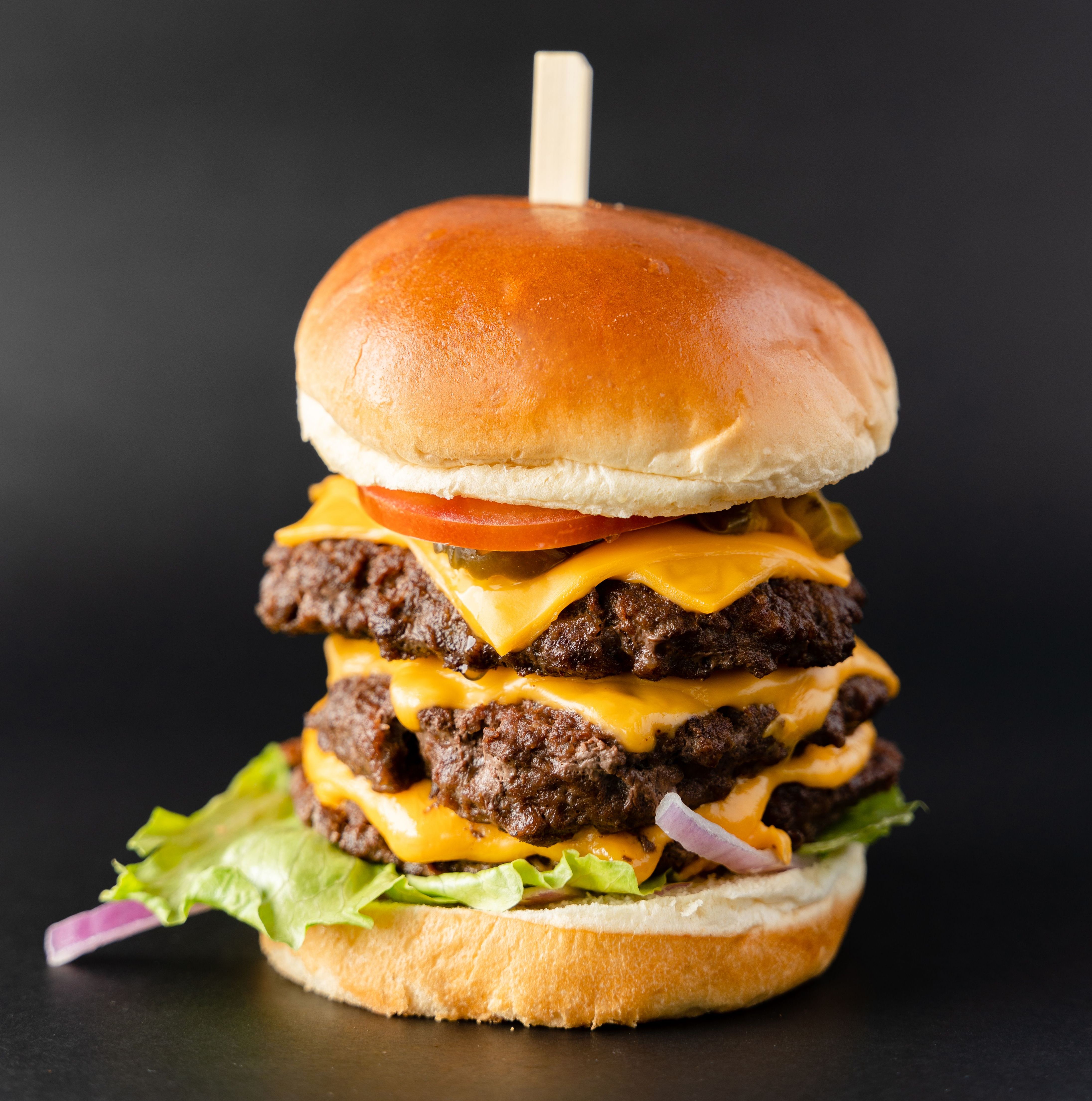 Gazebo Burgers and Grill Restaurant in Mississauga, Toronto